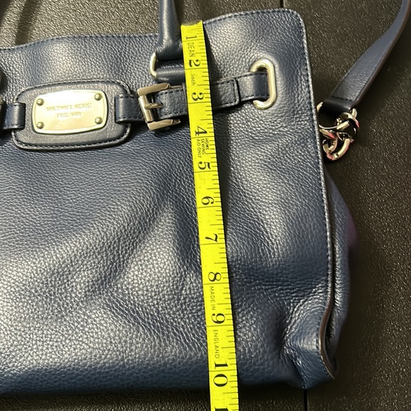 Michael Kors Blue Hamilton Shoulder Bag - Picture 14 of 16